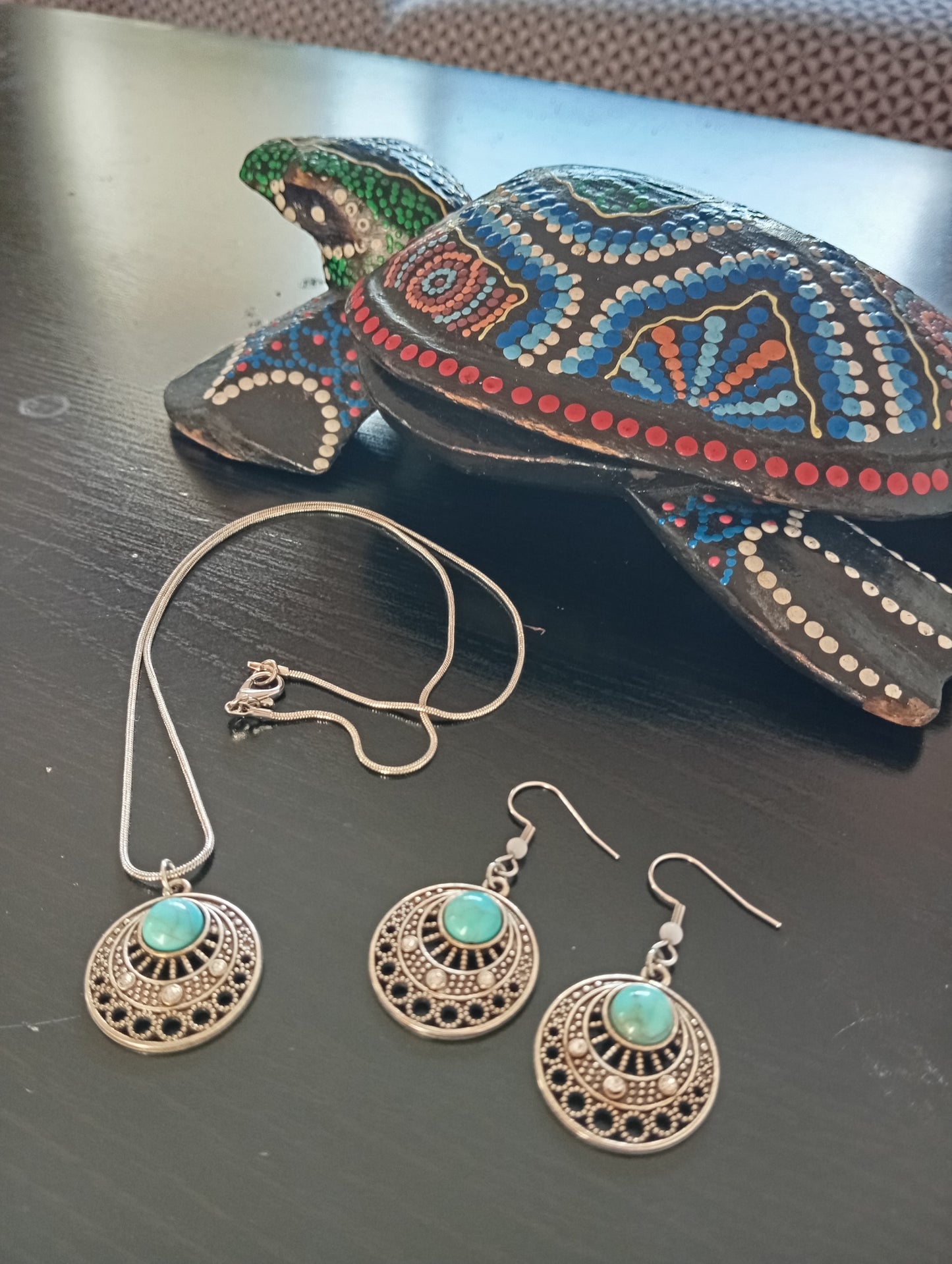 Collar y pendientes
