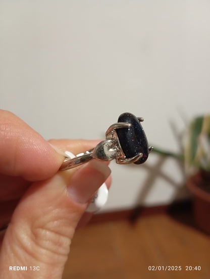 Anillo con piedra ópalo